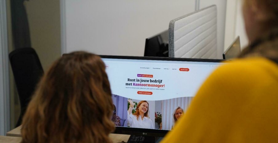 Kantoormanager Urk medewerkers ai